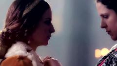 She Dreamed Of Paradise