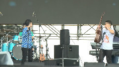 周末我们去海边