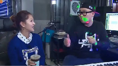 BoA示范舞蹈給吉看