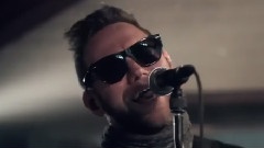 Ingen kunde röra oss