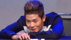 新村现代百货粉丝签售会